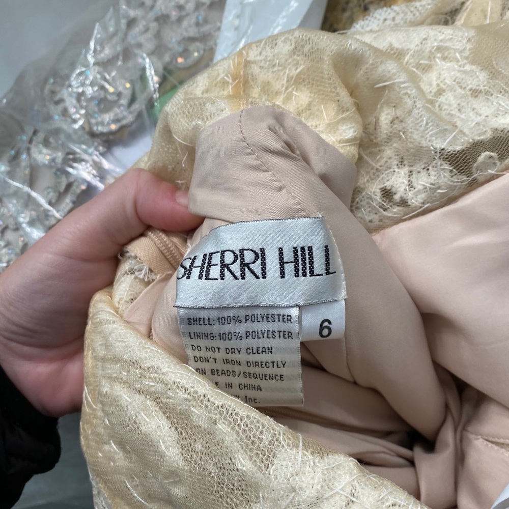 Prom Dress - Picture 6 of 7